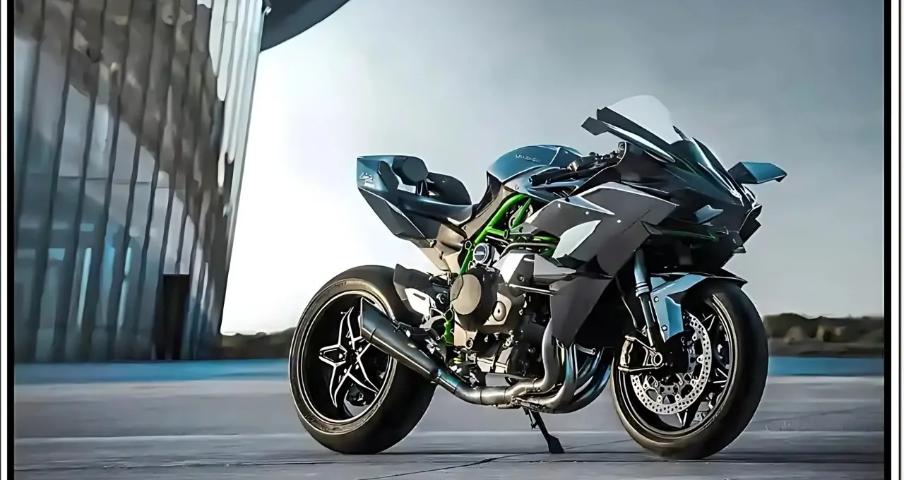 Kawasaki Ninja H2R: स्पीड, पावर और टेक्नोलॉजी का बेमिसाल प्रतीक