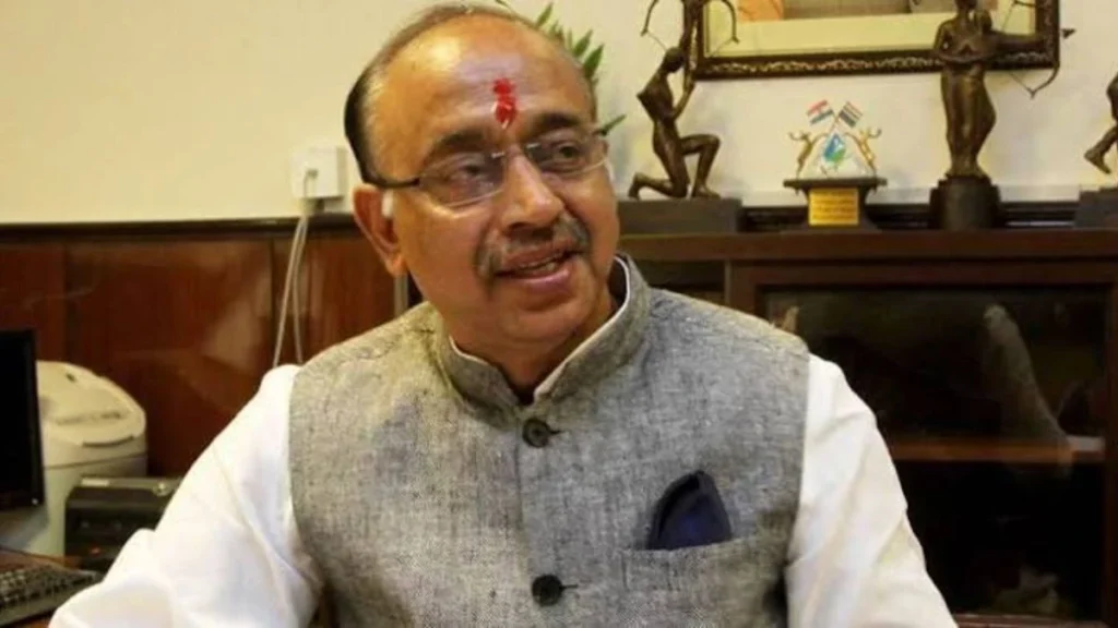 Vijay Goel Target Delhi Government