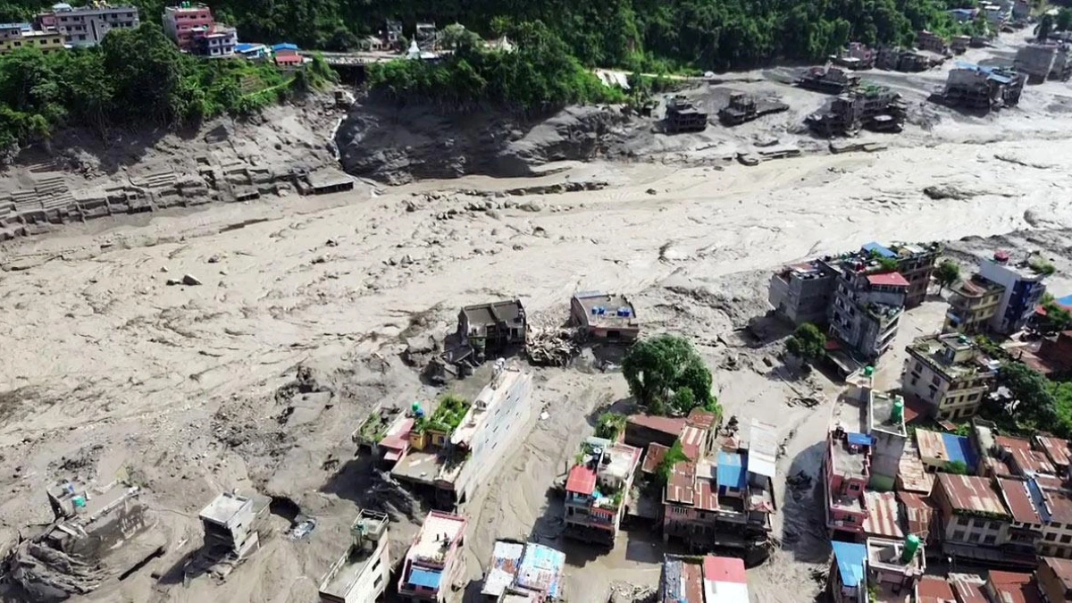 Nepal Flood: चीन की लापरवाही से बाढ़ में बर्बाद हुआ नेपाल? अब भारत ने बढ़ाया दोस्ती का हाथ